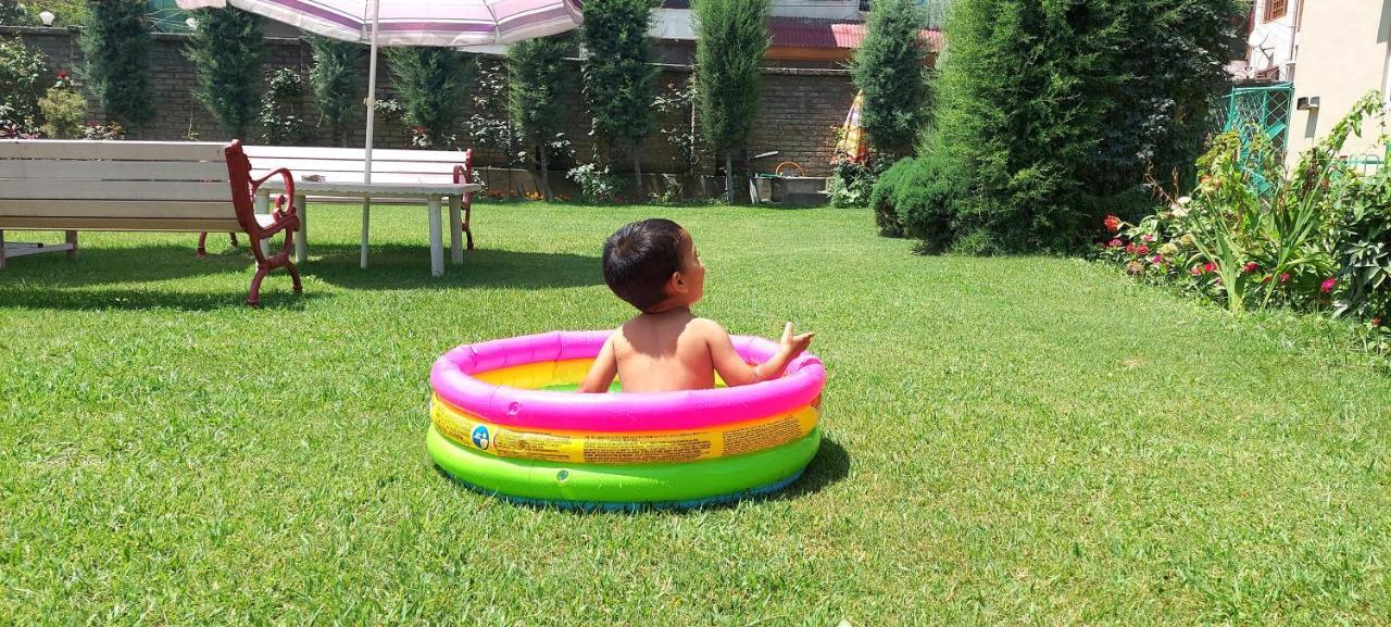 Ikraam Inn Bed & Breakfast Srinagar  Ngoại thất bức ảnh