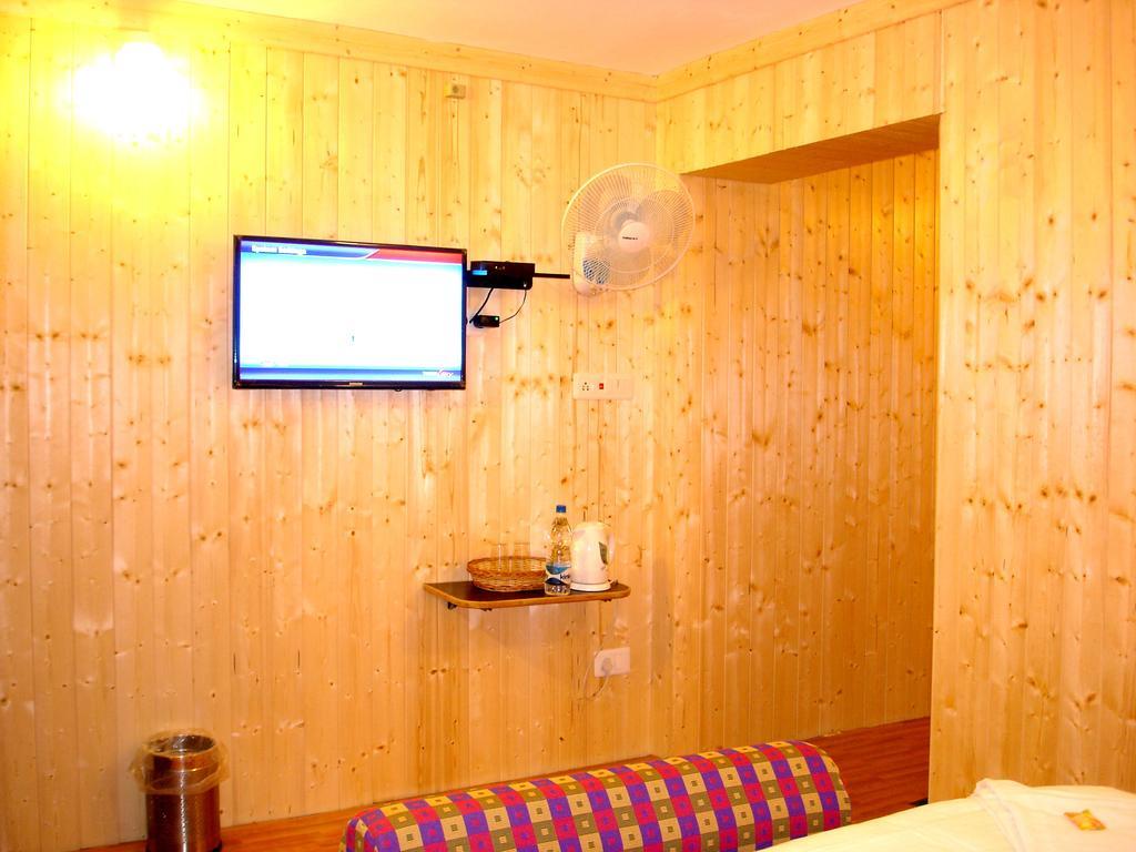 Ikraam Inn Bed & Breakfast Srinagar  Phòng bức ảnh