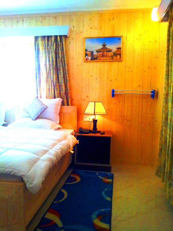 Ikraam Inn Bed & Breakfast Srinagar  Phòng bức ảnh