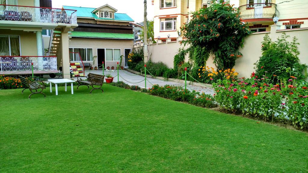 Ikraam Inn Bed & Breakfast Srinagar  Ngoại thất bức ảnh
