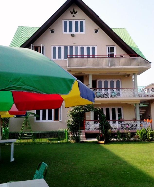 Ikraam Inn Bed & Breakfast Srinagar  Ngoại thất bức ảnh